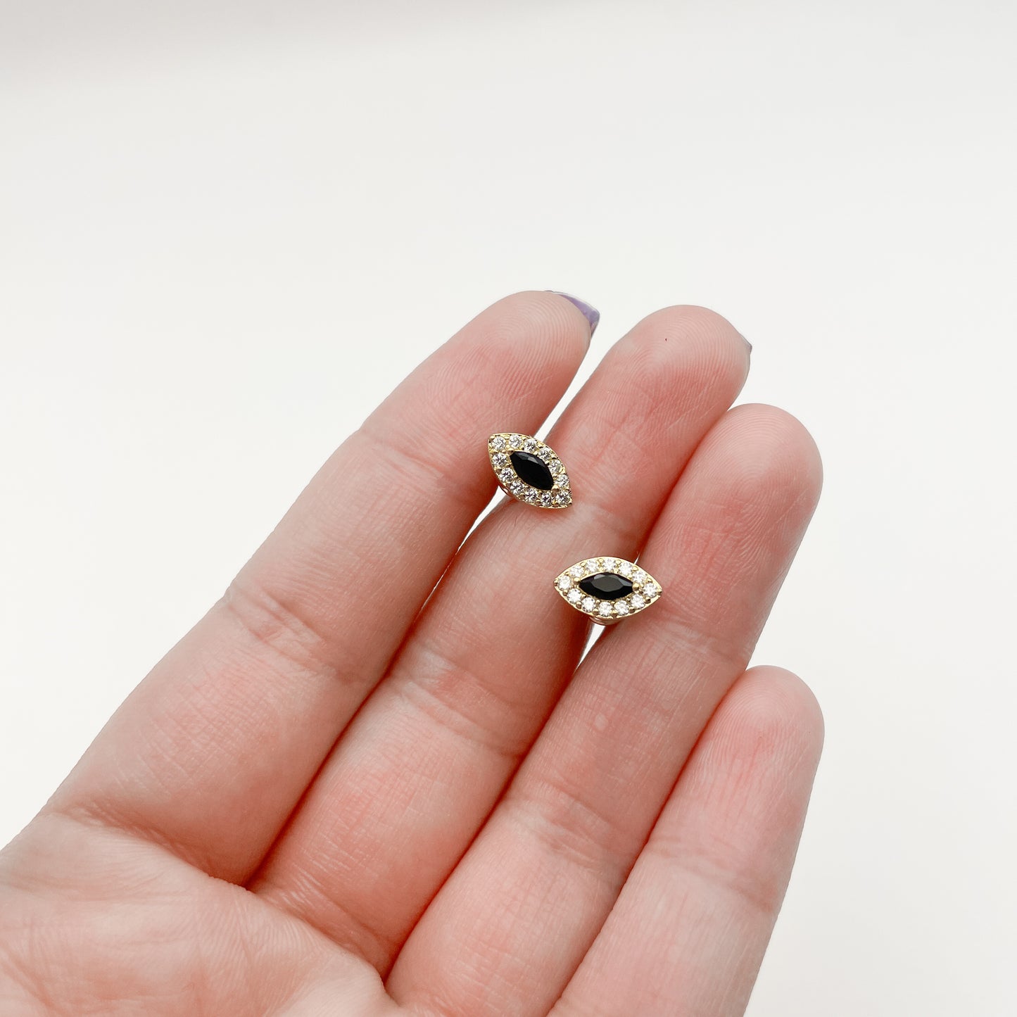 Aretes Ojo Nocturno