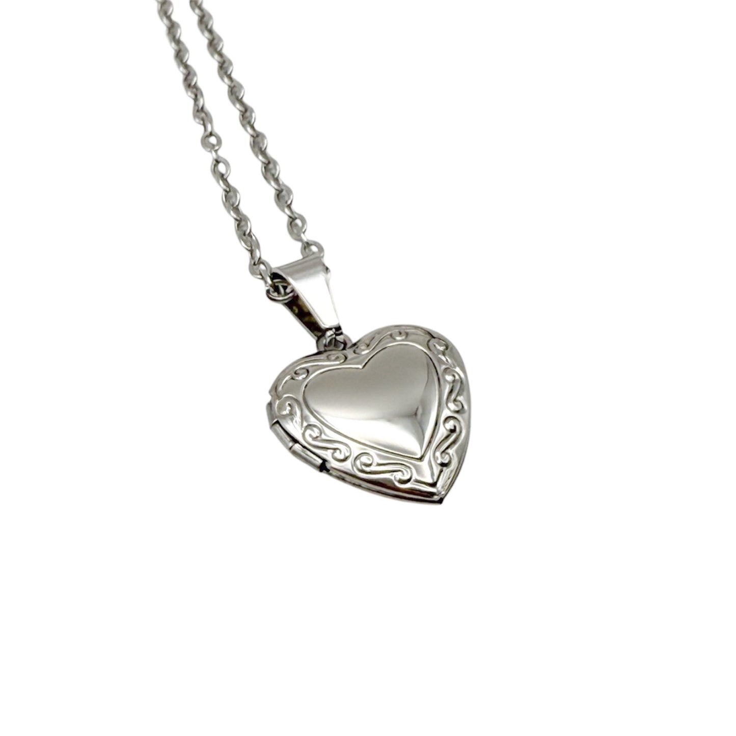 Collar Relicario - Corazón Mágico Plateado
