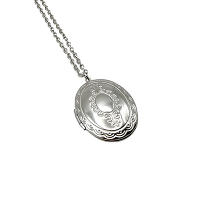 Collar Relicario - Oval Encanto Plateado