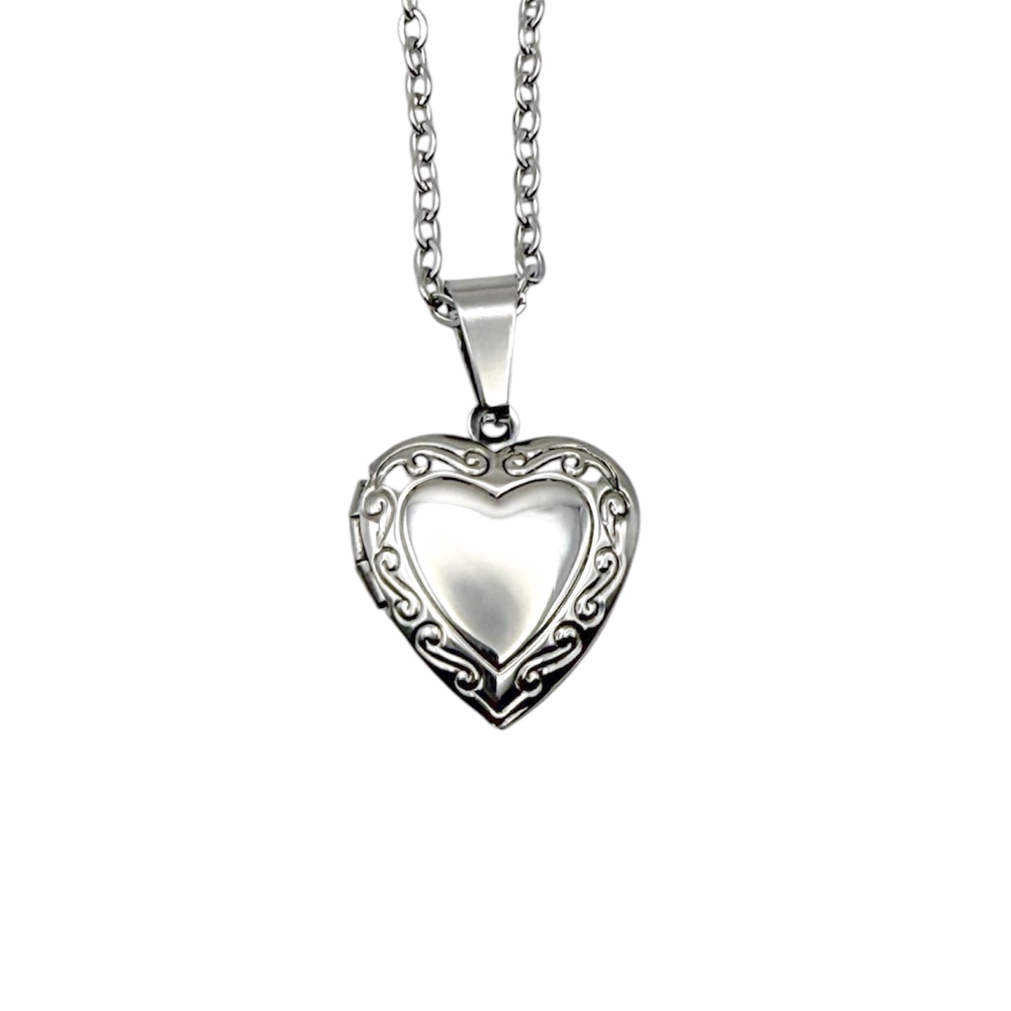 Collar Relicario - Corazón Mágico Plateado