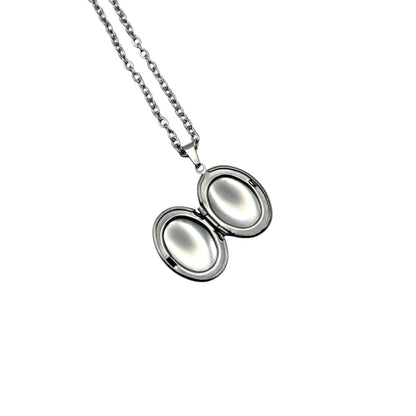Collar Relicario - Oval Liso Plateado